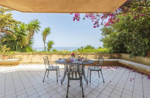 Santa Flavia Apartment | 60 m² Apartment ∙ 2 bedrooms ∙ 4 guests