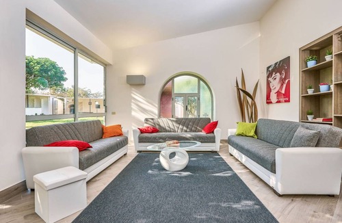 Modica Villa | 600 m² Villa ∙ 9 bedrooms ∙ 15 guests