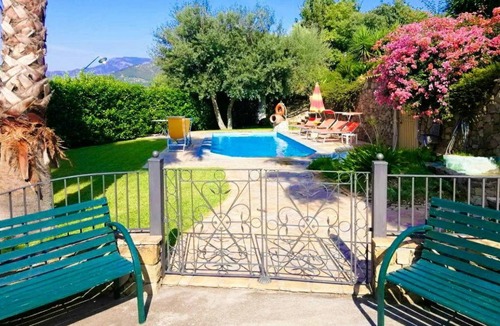 Francavilla di Sicilia House | 62 m² House ∙ 2 bedrooms ∙ 4 guests