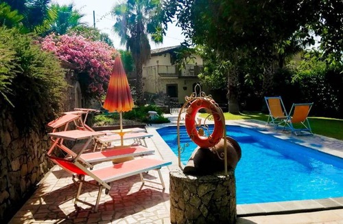 Francavilla di Sicilia House | 62 m² House ∙ 2 bedrooms ∙ 4 guests