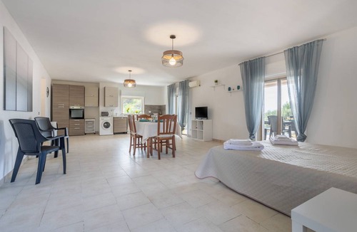 Terrasini House | 63 m² House ∙ 1 bedroom ∙ 5 guests