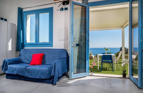 Scopello Villa | 65 m² Villa ∙ 2 bedrooms ∙ 5 guests
