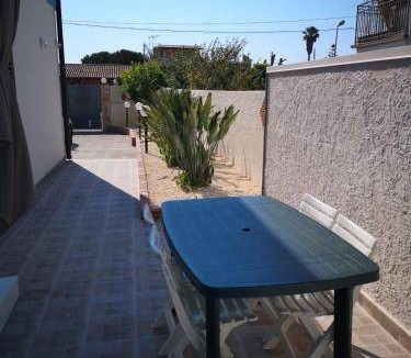 Arenella Villa | 65 m² Villa ∙ 1 bedroom ∙ 5 guests