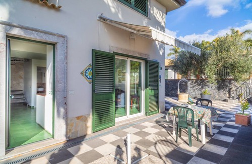 Calatabiano Apartment | 70 m² Apartment ∙ 1 bedroom ∙ 4 guests