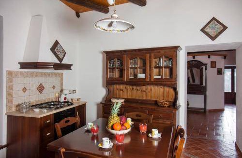 Castelbuono Apartment | 70 m² Apartment ∙ 2 bedrooms ∙ 6 guests