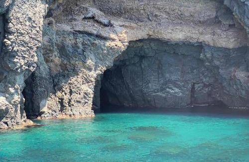 Pantelleria House | 70 m² House ∙ 2 bedrooms ∙ 6 guests