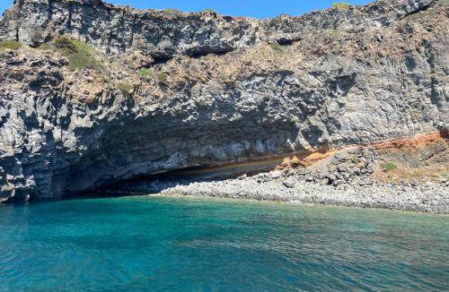Pantelleria House | 70 m² House ∙ 2 bedrooms ∙ 6 guests