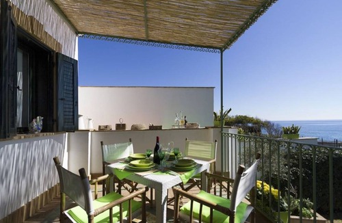 Fontane Bianche Villa | 70 m² Villa ∙ 3 bedrooms ∙ 4 guests