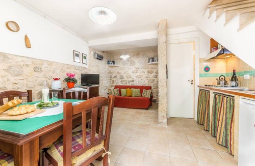 Scicli Apartment | 75 m² Apartment ∙ 1 bedroom ∙ 4 guests