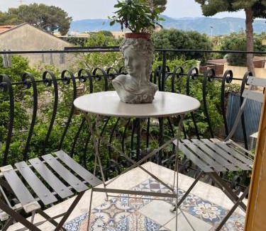 Torre di Faro Apartment | 75 m² Apartment ∙ 2 bedrooms ∙ 4 guests