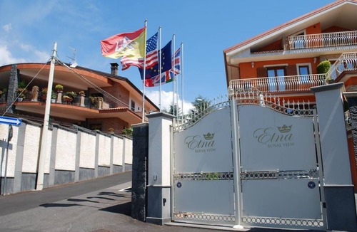 Trecastagni Apartment | 75 m² Apartment ∙ 2 bedrooms ∙ 6 guests