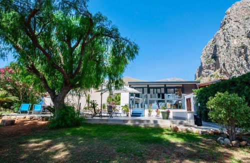 Macari Villa | 75 m² Villa ∙ 2 bedrooms ∙ 6 guests