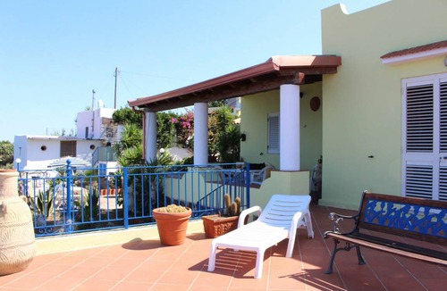 Quattropani Villa | 75 m² Villa ∙ 3 bedrooms ∙ 6 guests