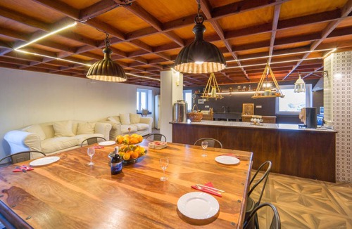 Belmonte Mezzagno House | 785 m² House ∙ 8 bedrooms ∙ 19 guests