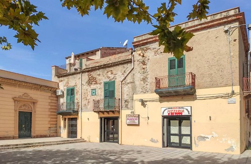 Sant'Agata di Militello Apartment | 80 m² Apartment ∙ 1 bedroom ∙ 4 guests