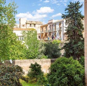 Kalsa Apartment | 80 m² Apartment ∙ 2 bedrooms ∙ 5 guests