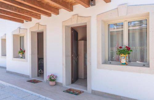 Brucoli House | 80 m² House ∙ 2 bedrooms ∙ 7 guests
