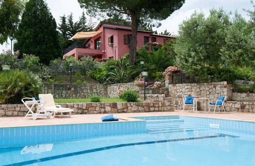 Collesano Villa | 80 m² Villa ∙ 2 bedrooms ∙ 5 guests