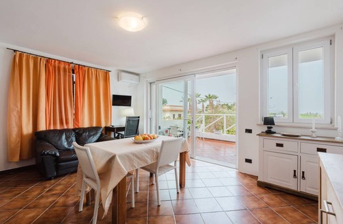 San Leonardo Villa | 80 m² Villa ∙ 2 bedrooms ∙ 5 guests