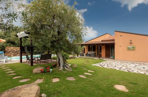 Capo Villa | 85 m² Villa ∙ 3 bedrooms ∙ 6 guests