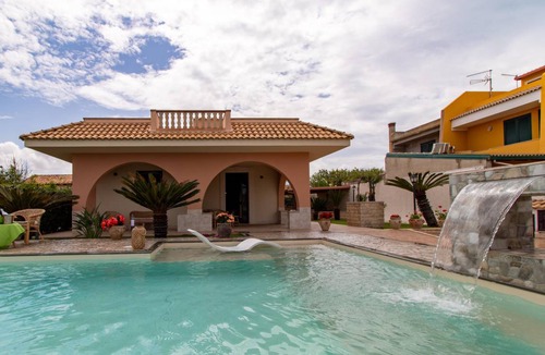 Santa Maria del Focallo Villa | 90 m² Villa ∙ 3 bedrooms ∙ 8 guests