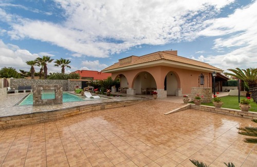 Santa Maria del Focallo Villa | 90 m² Villa ∙ 3 bedrooms ∙ 8 guests