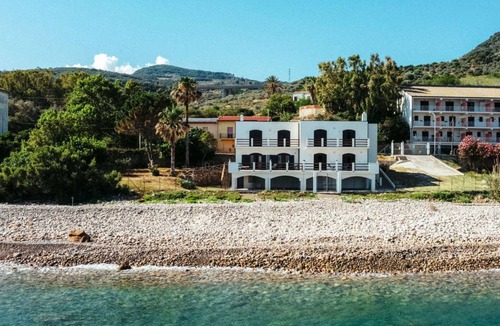Marina di Caronia Other | 90 m² Accommodation ∙ 2 bedrooms ∙ 5 guests