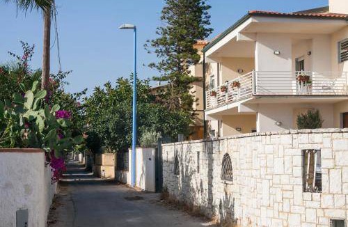 Fiumenaro House | 90 m² House ∙ 2 bedrooms ∙ 6 guests