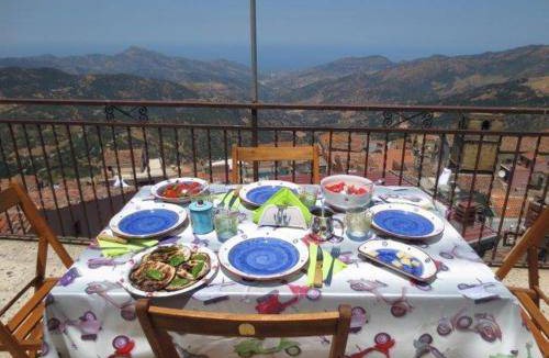 San Mauro Castelverde Apartment | 90 m² Apartment ∙ 1 bedroom ∙ 4 guests