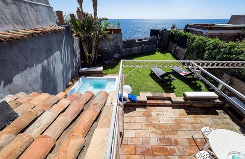 Santa Tecla Villa | 90 m² Villa ∙ 2 bedrooms ∙ 4 guests