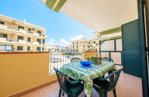 Milazzo Apartment | 98 m² Apartment ∙ 2 bedrooms ∙ 5 guests