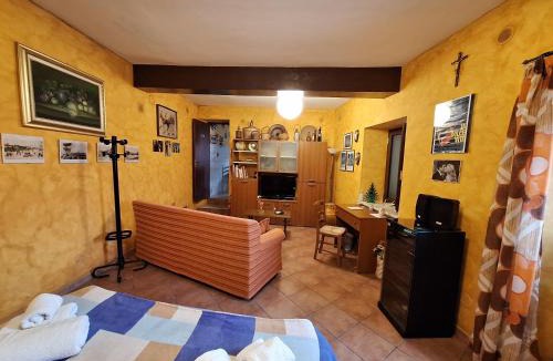 Savoca House | A Casa da Nonna Brasa Holiday Home Savoca