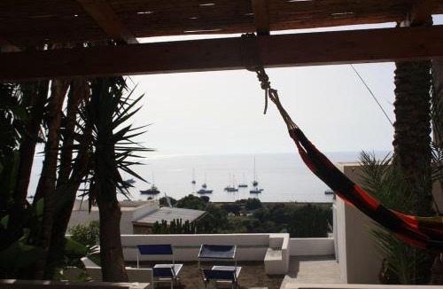 San Vincenzo House | A casa di Nino, Stromboli