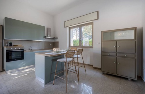 Francavilla Fontana Villa | A stunning villa in Francavilla Fontana offering a relaxing, nature-filled stay, complete with a private garden, saltwater pool, and parking. Located just a short drive from the historic center, it is about 30 minutes by car from seaside spots like Lepor