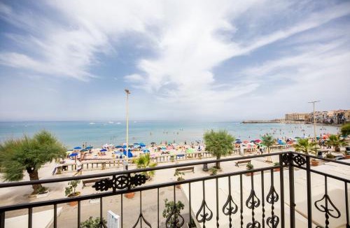 Cefalu House | Abelia Sea Suites