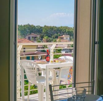 Agnone Bagni Apartment | Acacia House - Few meters from the beach