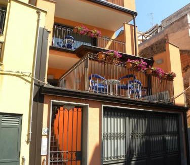 Aci Trezza House | Acitrezza B&B