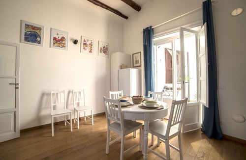 Corso dei Mille - Sant'Erasmo Apartment | Adenzia Suite