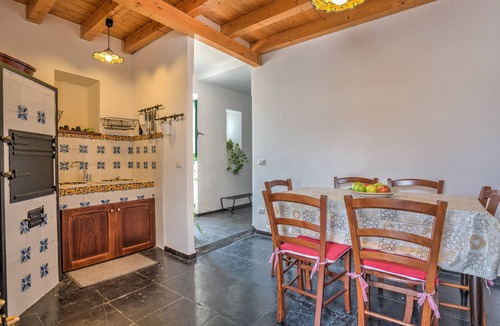 Punta Secca Apartment | Agamennone, apartment at 20 mt. from the sea in the centre of Punta Secca