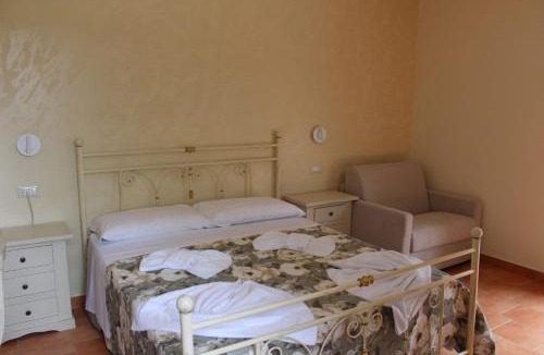 Ascea House | Agriturismo Il Vecchio Carrubo