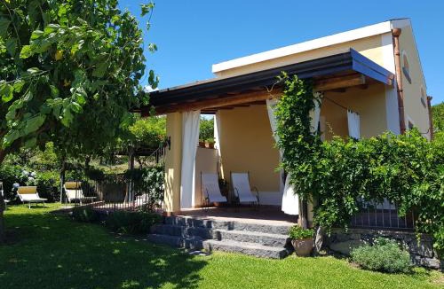 Mascali House | Agriturismo Le Case Di Civi