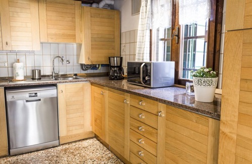 San Polo Apartment | Ai Sansoni – Elegant Venetian Apartment with Canal View