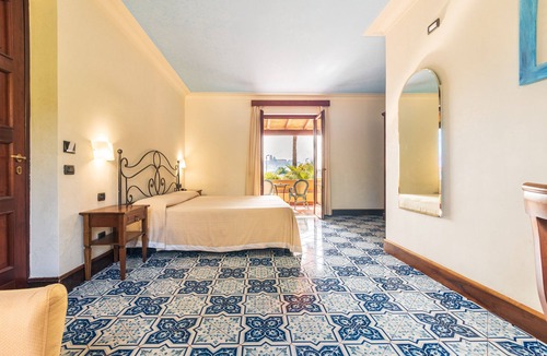 Lipari Historic Centre Hotel | Aktea