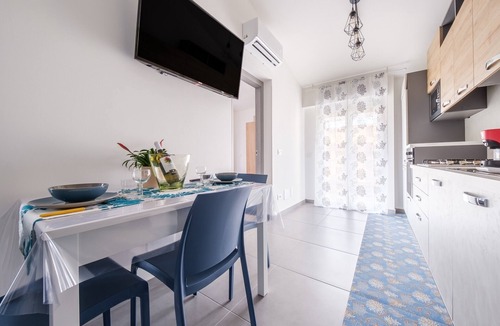 Valdina House | Alba's Home - Kandinsky vacation rental with private terrace, Wi-Fi, and air conditioning