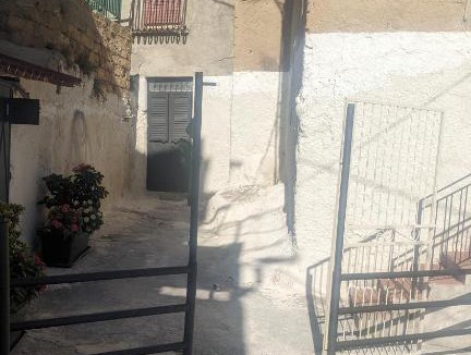 Favara House | Alloggio Caramanno