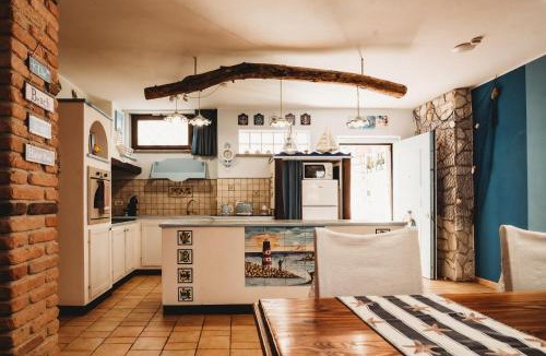 Anzio Apartment | Alloggio del Pescatore e Alloggio del Marinaio con Piscina Palestra Jacuzzi Sauna - All Inclusive
