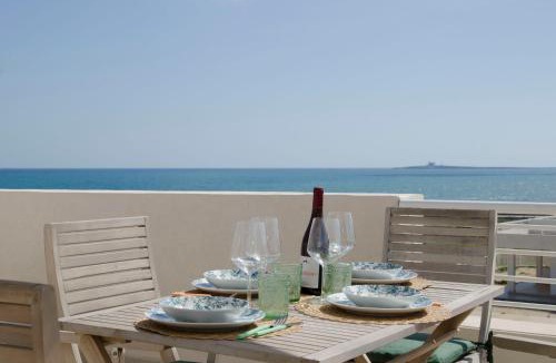 Pachino Apartment | Almaré - sea view terrace & pool, Marzamemi