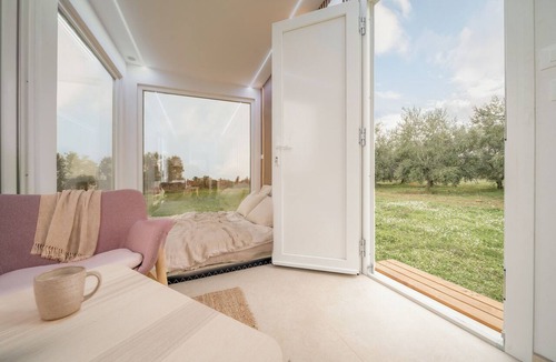 Gioia del Colle Cabin | AMANE · The Melody of the Sky, Amid Woods and Olive Trees