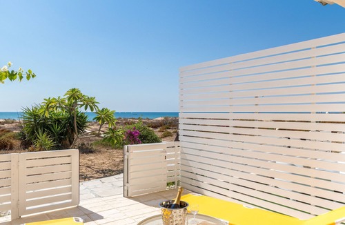 Caucana-finaiti-casuzze-finaiti Nord House | Amarillis, seafront apartment on the beach of Caucana (Punta Secca)