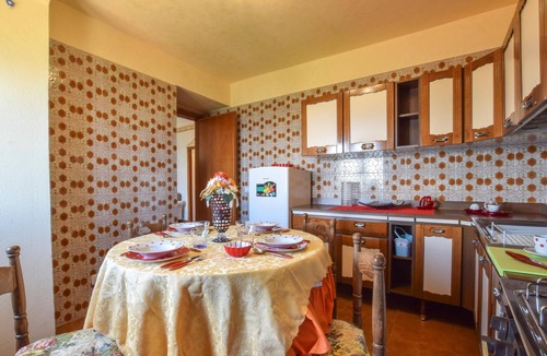 Tusa Apartment | Amazing apartment in Tusa with WiFi